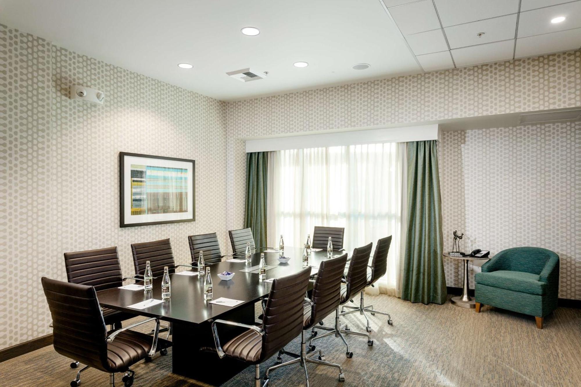 Hampton Inn & Suites By Hilton Seattle/Northgate Εξωτερικό φωτογραφία